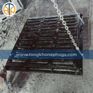 Nắp hố ga gang có khe thoát nước khung âm nắp vuông – Mã SP: NHGG-1KAV