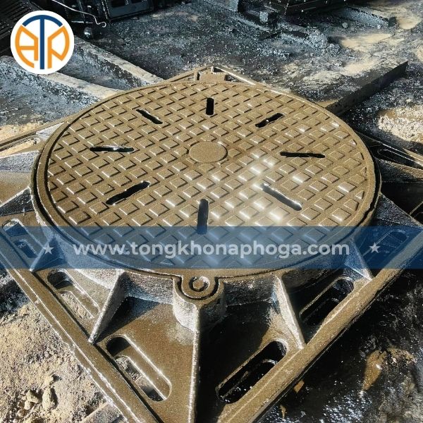 Nắp hố ga gang khung âm thoát nước Nắp hố ga gang khung âm thoát nước