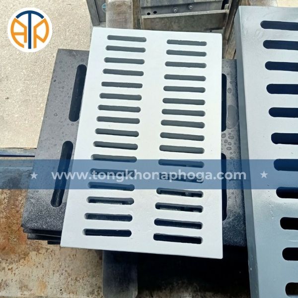 Song chắn rác bằng Composite không khung Song chắn rác bằng Composite không khung